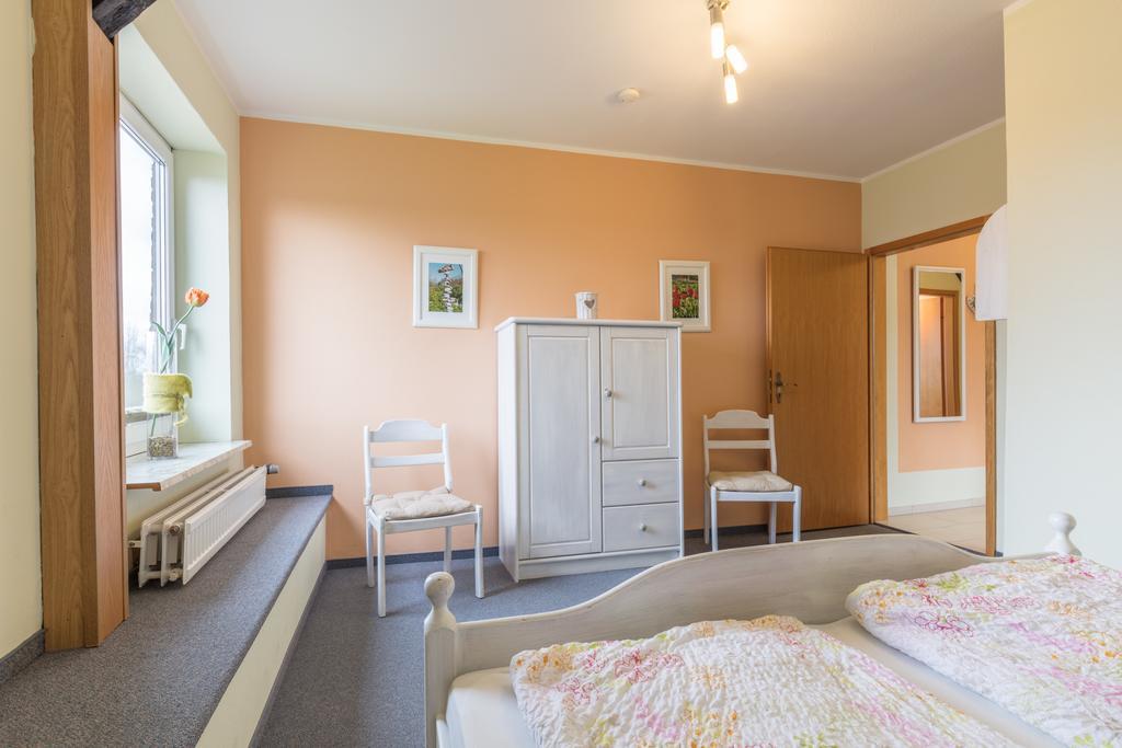 Ferienwohnung Bauernhof Marquardt Fehmarn Exterior foto